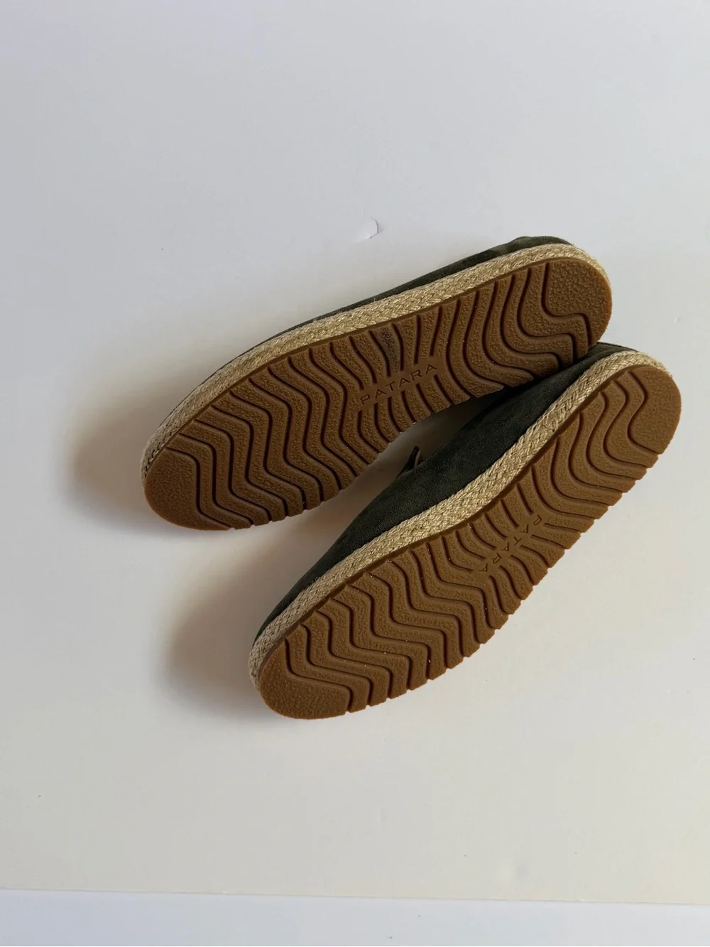 Patara smoking slipper